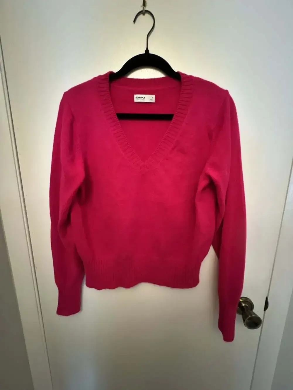 Sonoma Women's Hot Pink V-Neck Long Sleeve Pullover Sweater Size M